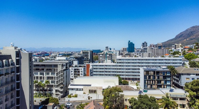 Bedroom Property for Sale in Green Point Western Cape